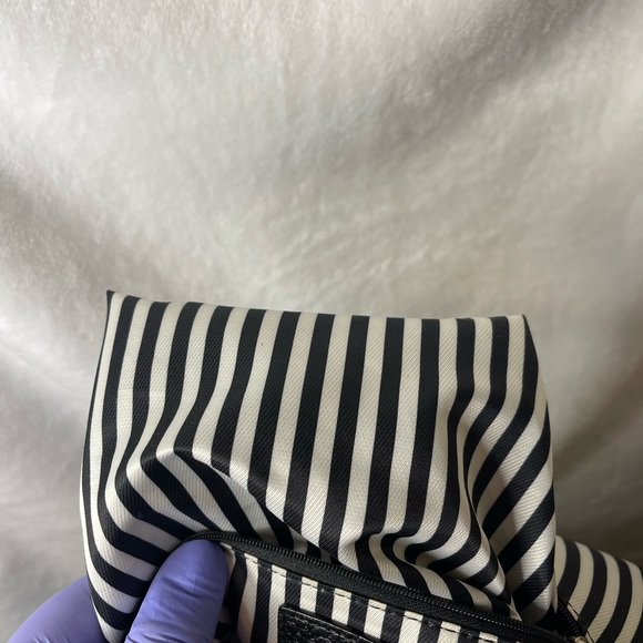 Kate Spade black shoulder bag, EUC - Picture 11 of 14